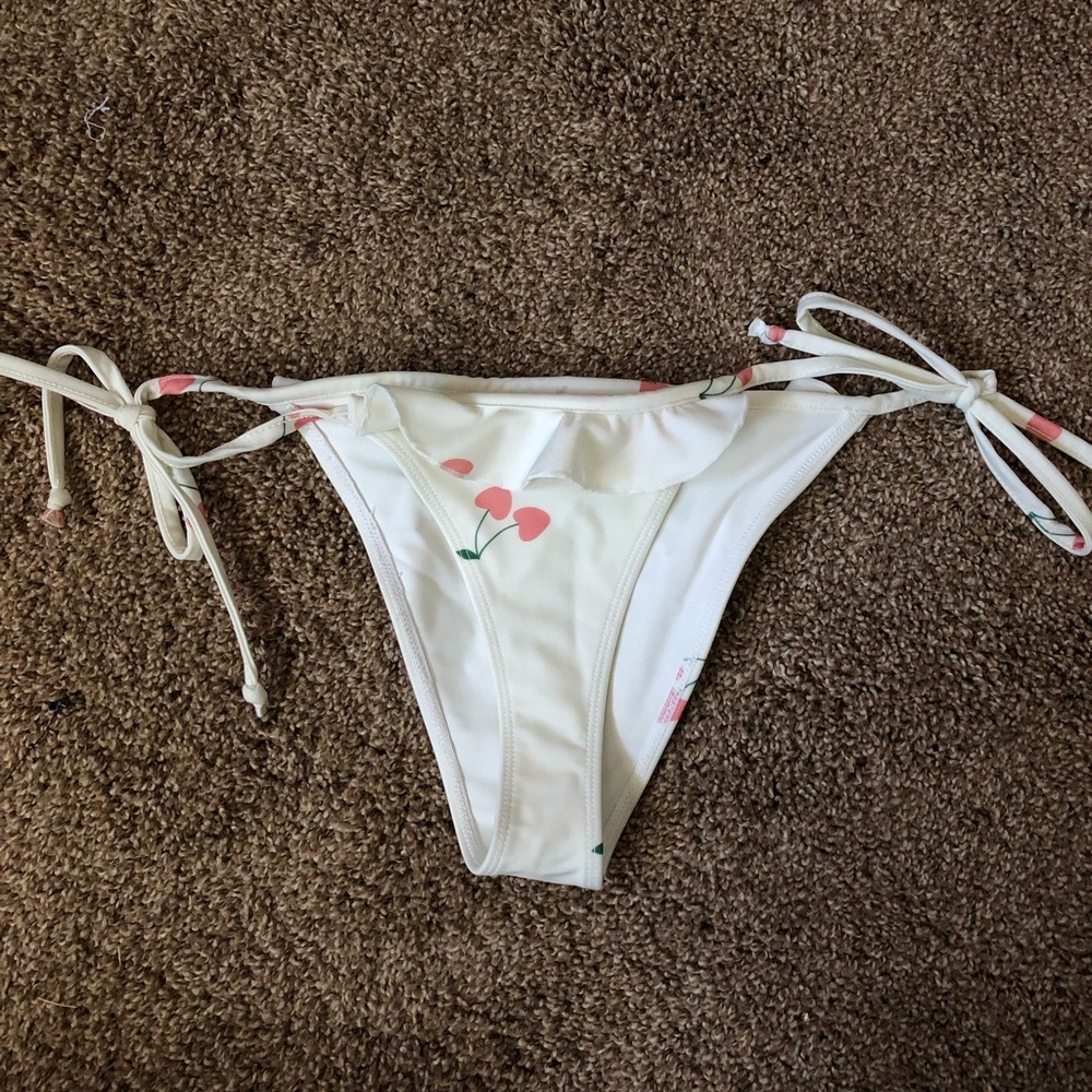 For love and lemons swim